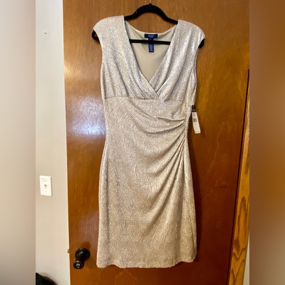 Chaps Size 8 Woman’s Dress. Sleeveless, Knee Length, V-neck. Color is Gold. - Picture 1 of 5